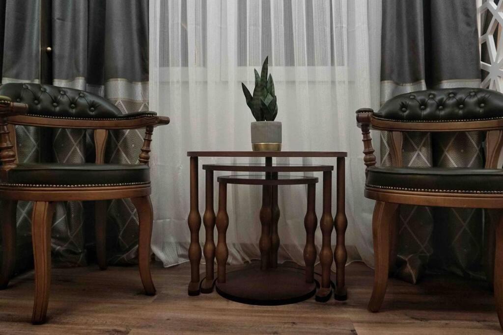 New Luxury 3-Bedroom Apartment Сеговия Екстериор снимка